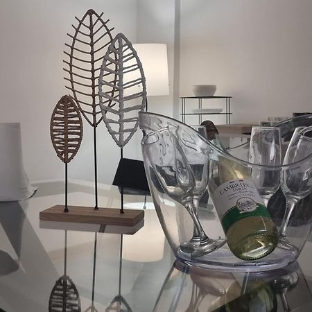 Livepro Apartment Larnaca Bagian luar foto