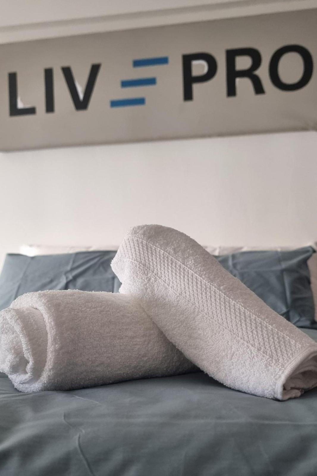 Livepro Apartment Larnaca Bagian luar foto