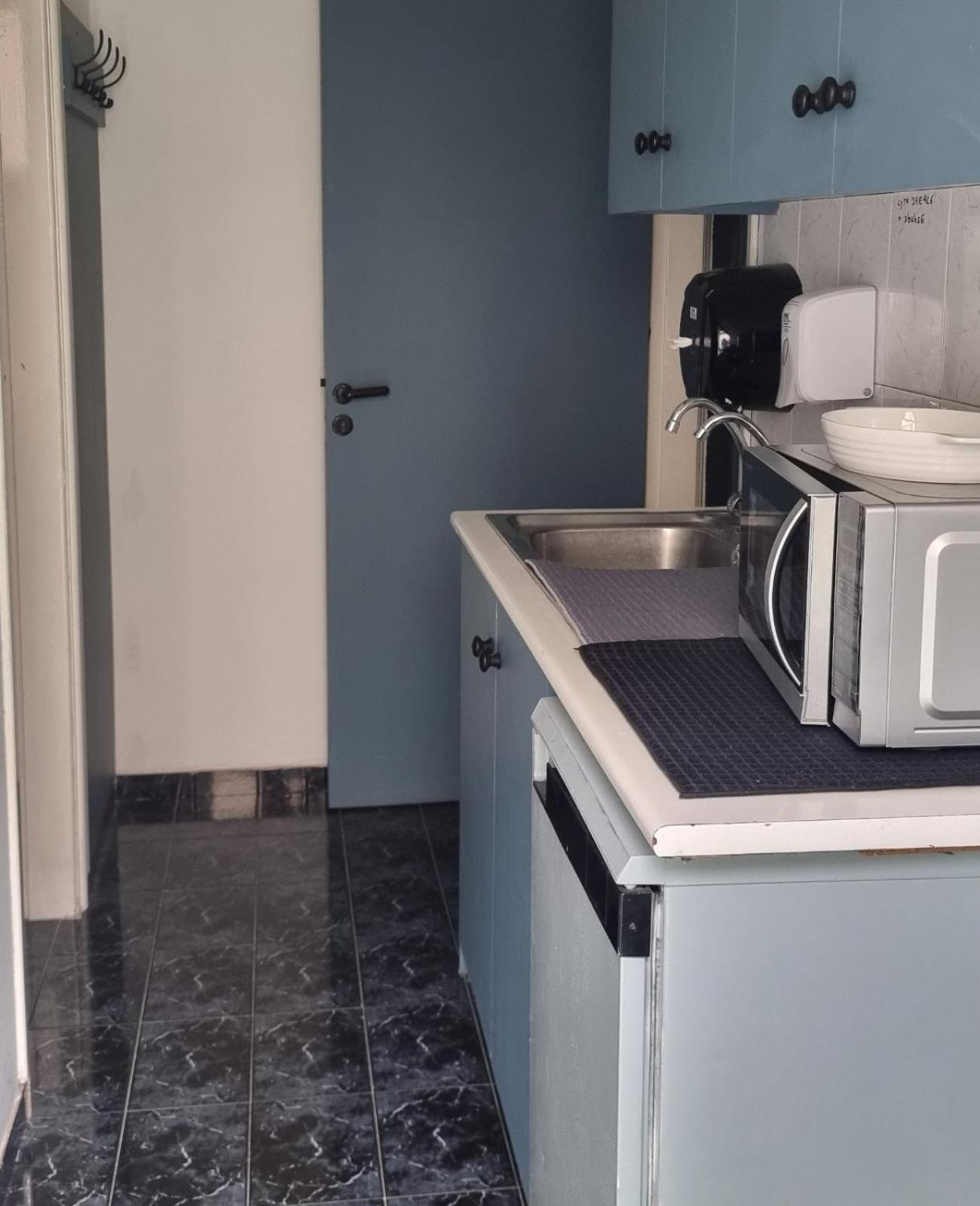Livepro Apartment Larnaca Bagian luar foto