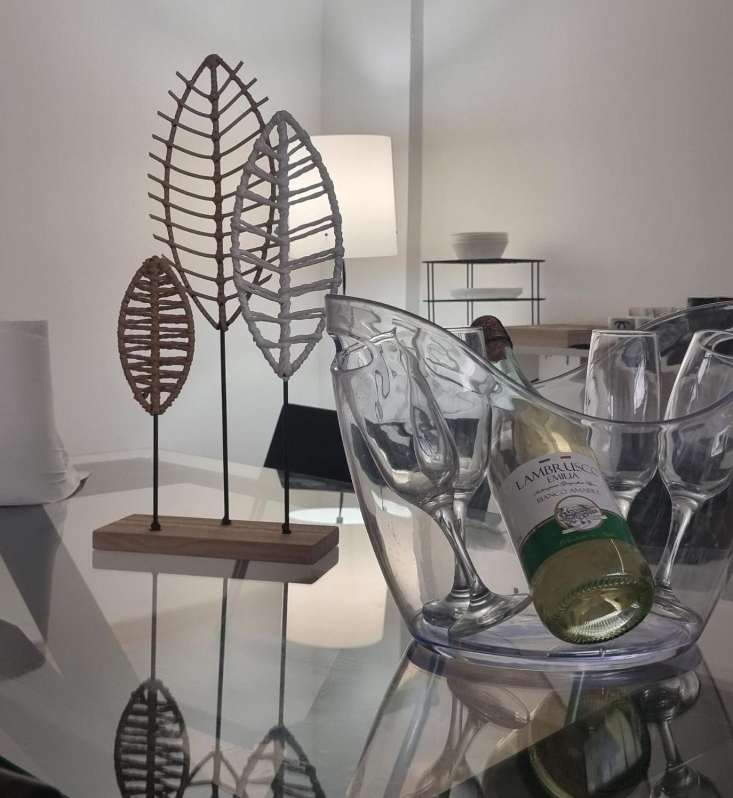 Livepro Apartment Larnaca Bagian luar foto