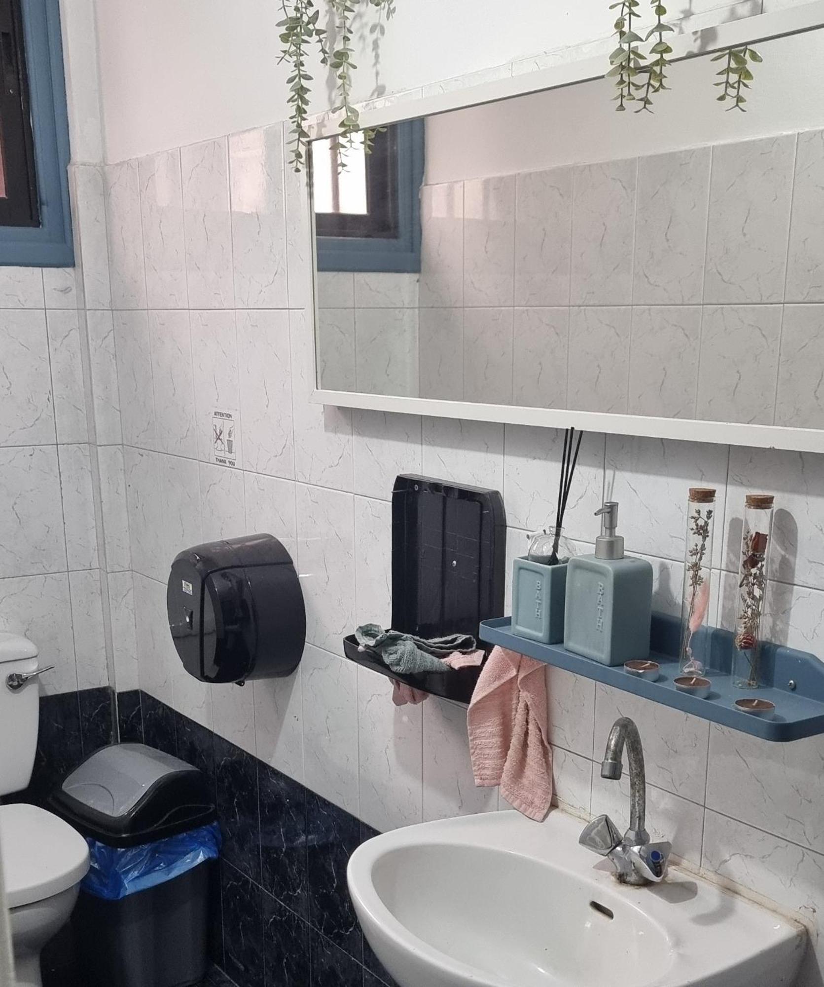 Livepro Apartment Larnaca Bagian luar foto