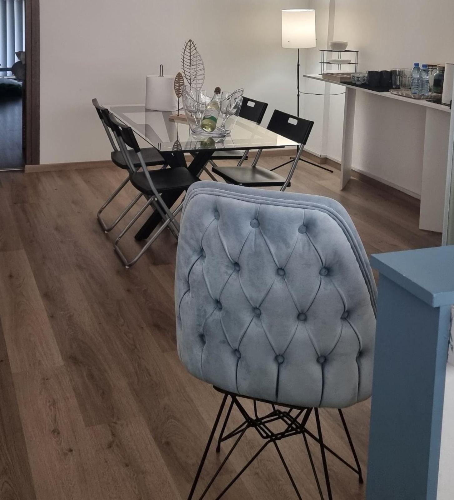 Livepro Apartment Larnaca Bagian luar foto